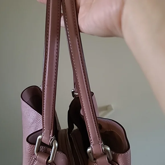 Edie Shoulder Bag with Tea Rose Tooling Mauve